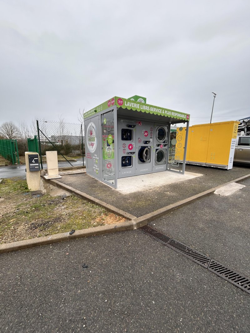 LE KIOSQUE A LINGE SQY SAINT QUENTIN EN YVELINES